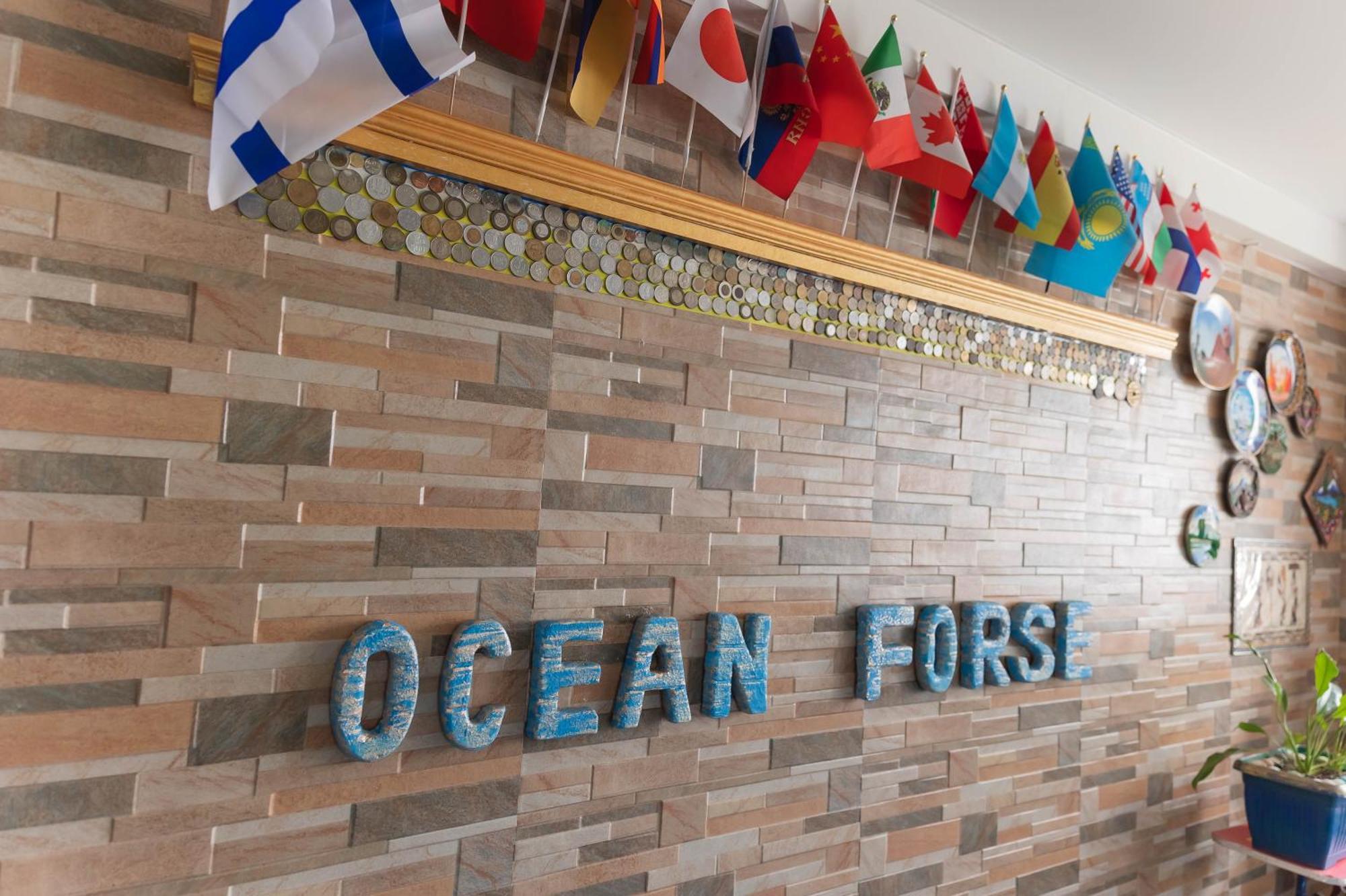 Guest House Ocean Force Batumi Bagian luar foto